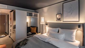 REVO Room | 1 bedroom, premium bedding, down comforters, memory foam beds