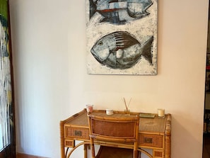 Interior - Charming 2BR Mini-Villa, 100m to Santa-Giulia Beach, Terrace, BBQ, Private Parking, A/C in Living Room (Porto-Vecchio)
