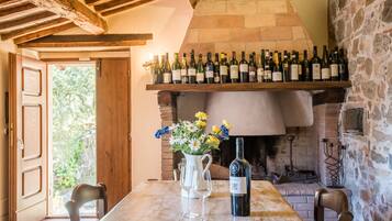 Bar (en la propiedad)