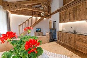 Interior - Apartment Piz da Peres - Piz da Peres with Mountain View, Pool, Sauna, Wi-Fi & Garden (Olang)