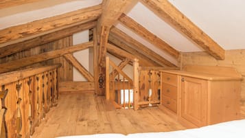 3 bedrooms, free WiFi, bed sheets