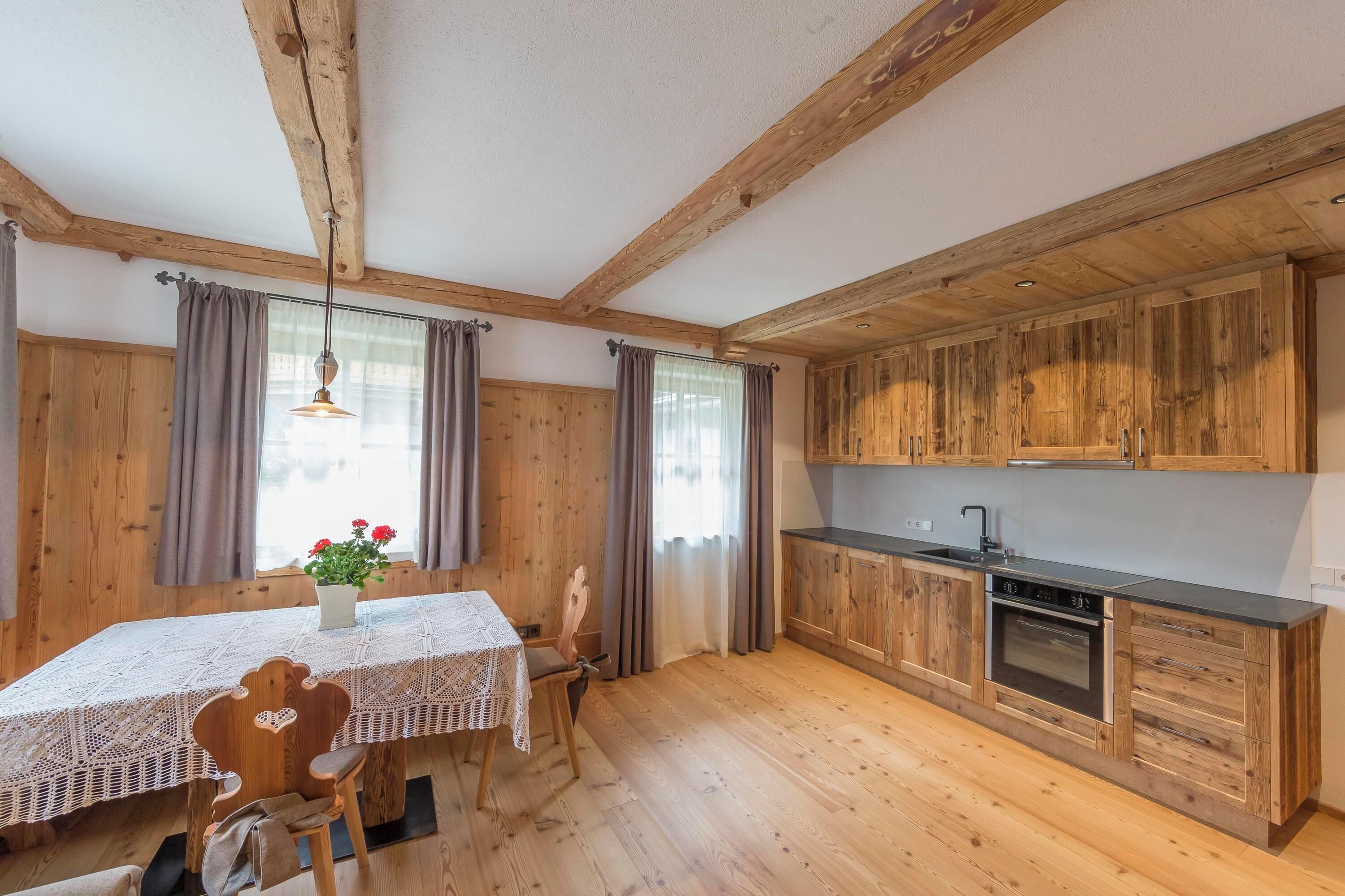 Kühlschrank, Ofen, Herdplatte, Geschirrspüler