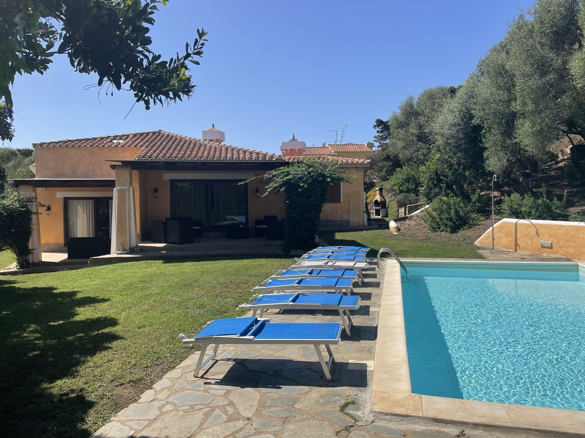 Villa Di Canio with Sea View, Pool, Garden, Terraces & Wi-Fi