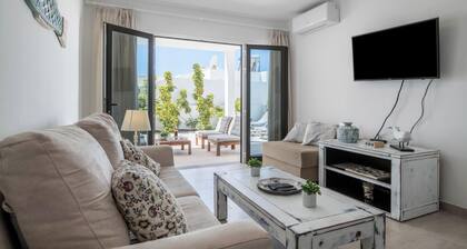 Holiday Home "Alegria" close to the Beach with Garden & Wi-Fi