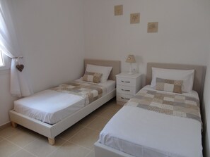 3 bedrooms, WiFi - Chalet (Mercadal)