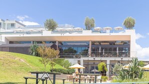 Outdoor dining - 7 Cromarty Road water views and boat parking available in the driveway (Soldiers Point)