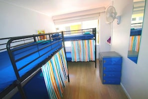 Free WiFi, bed sheets