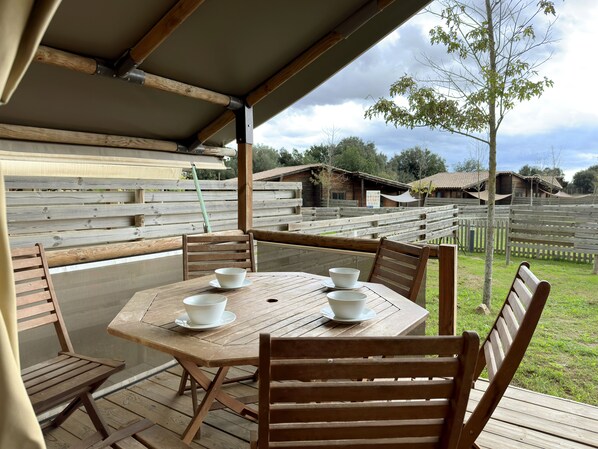 Cabin | Terrace/patio