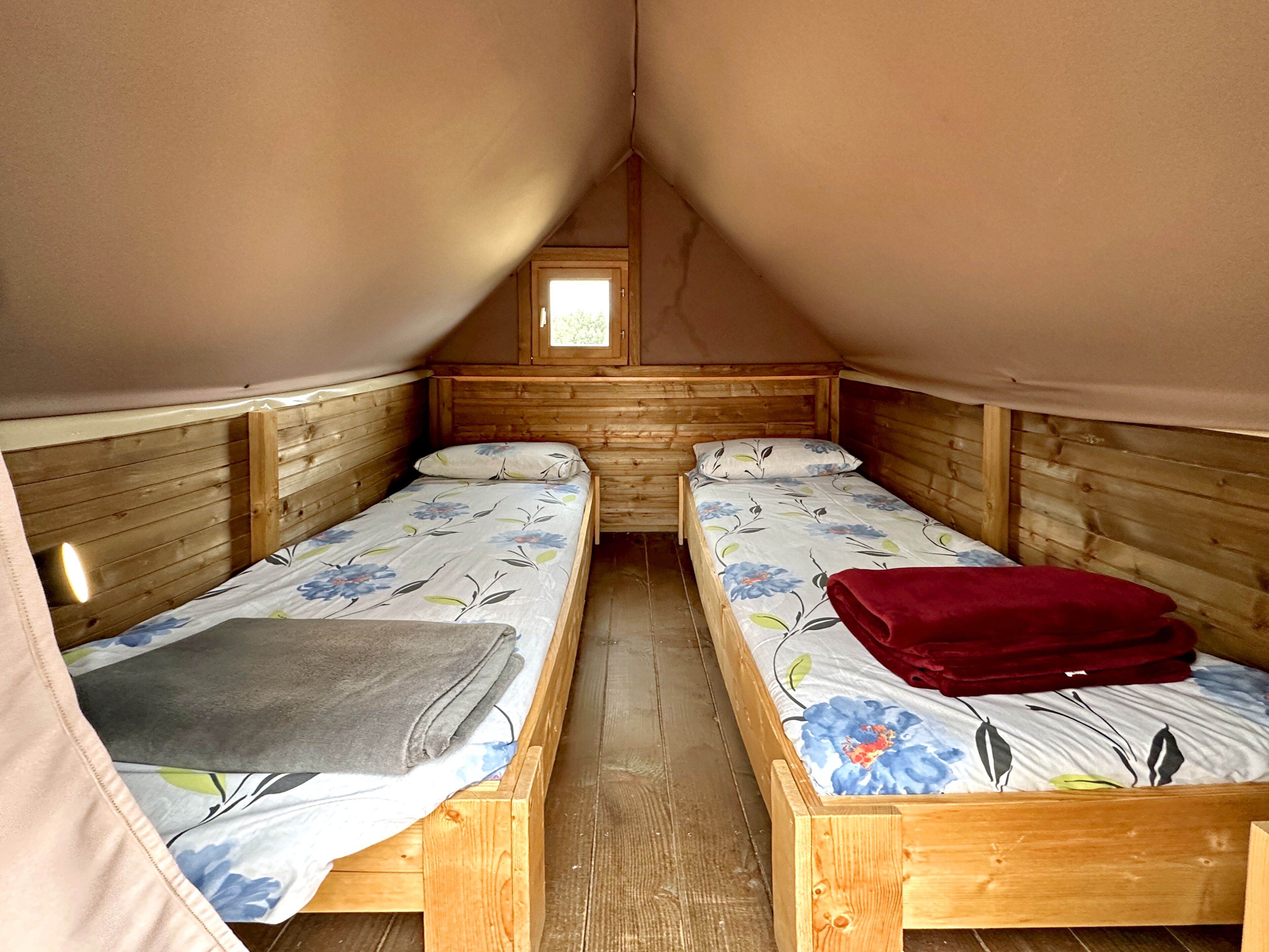 Tent | Gratis wifi, beddengoed