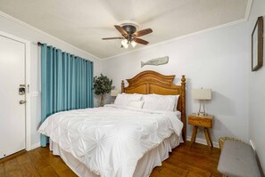 1 bedroom, desk, iron/ironing board, Internet - Oceanfront Hilton Head Island Condo w/ Pool! (Hilton Head Island)