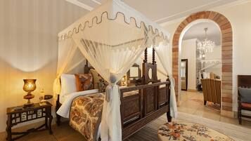 Suite Premium, 1 cama de matrimonio grande | Ropa de cama de alta calidad y colchones viscoelásticos