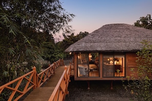 Ropa de cama de alta calidad y camas con efecto memoria