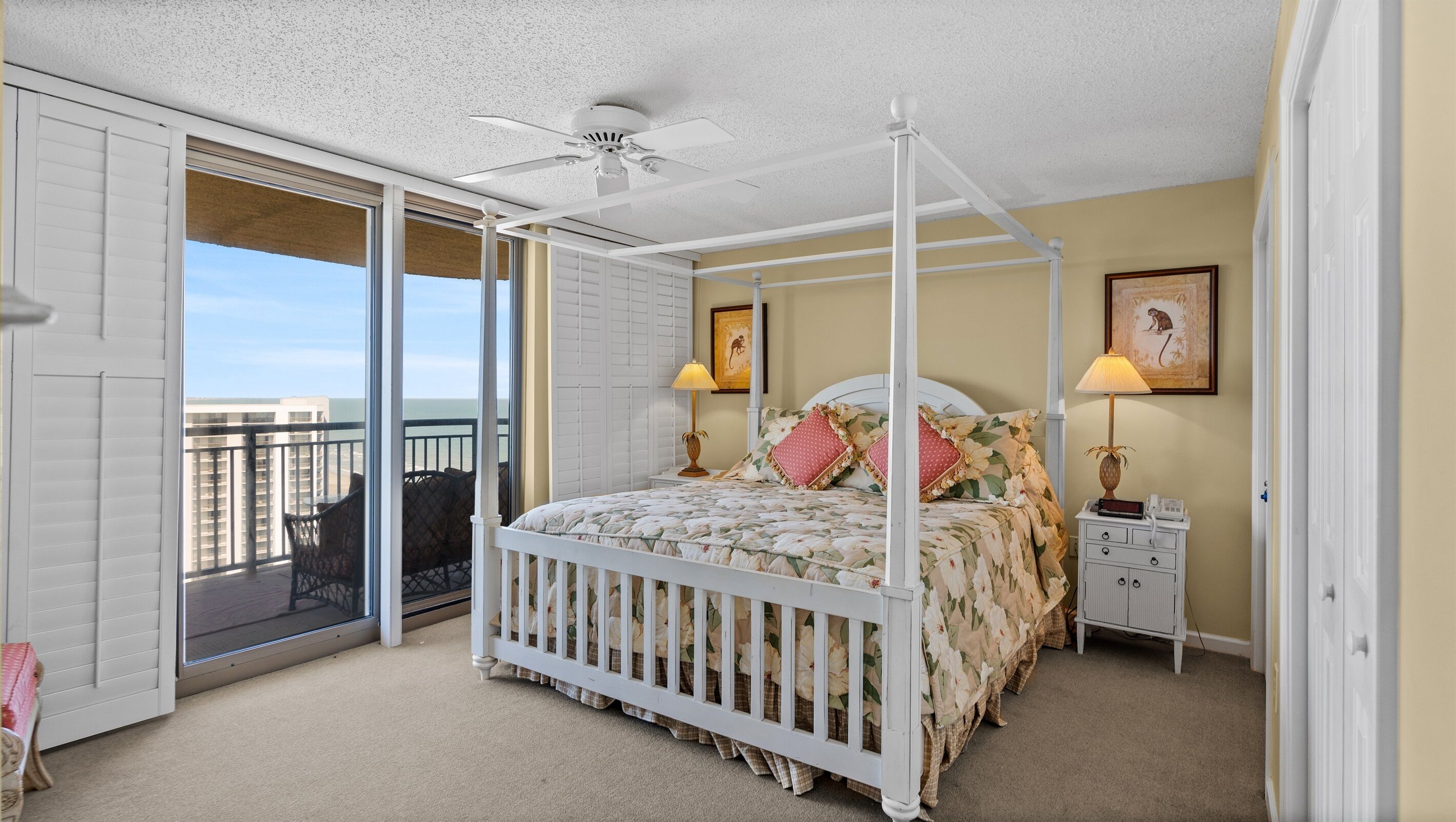 Brighton 2105 Penthouse on 21st floor