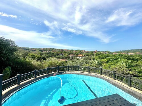 Luxurious villa with views in Zimbali