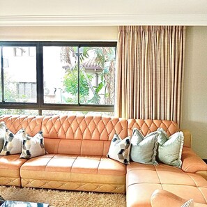 TV - Luxurious villa with views in Zimbali (Dolphin Coast)