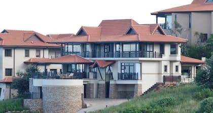 Luxurious villa with views in Zimbali