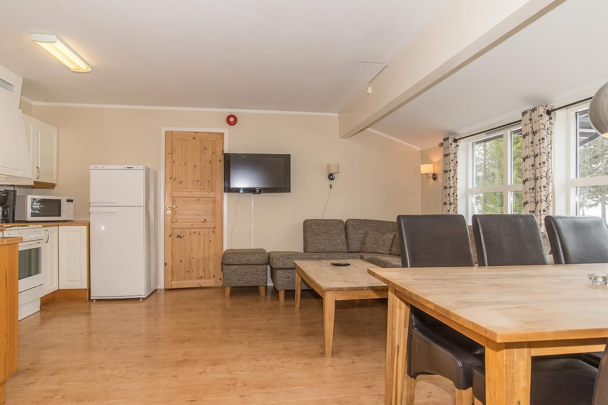 Skitorget 6 sengs leilighet Nr. 7 | 2 slaapkamers, reisbedje, gratis wifi