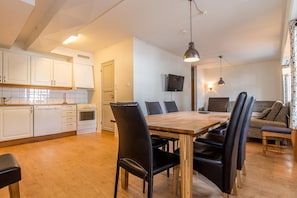 Skitorget 8 sengs leilighet Nr. 1 | 2 Schlafzimmer, Reisekinderbett, kostenloses WLAN