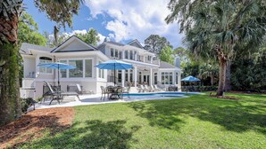 Unclassified image, 5 of 103, button - 49 Mooring Buoy - Luxury Private Home, Golf Views (Hilton Head Island)