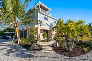 Exterior - Golf Cart, Dream Weaver by SeaBreeze Vacation (Holmes Beach)