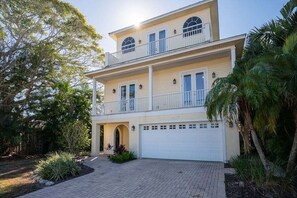 Exterior - Mango Bay – Luxury Island Home w/ Heated Pool, Spa & Walk To Beach (Holmes Beach)