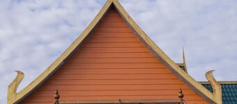 Unique villa on hilltop viewing lake, valley, mountains