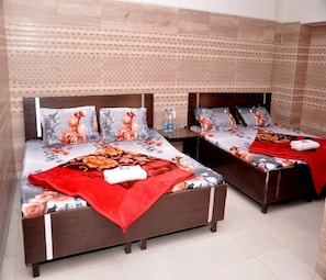 Free WiFi, bed sheets