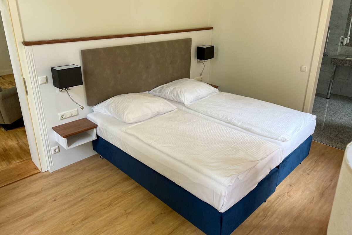 Wifi gratis y ropa de cama