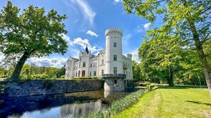 Front of property - Schloss Schlemmin (Schlemmin)