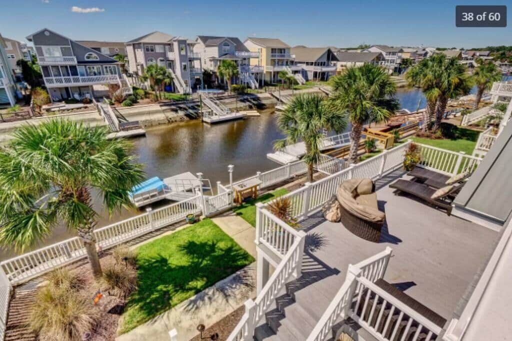 Featured on HGTV- Best of Both Worlds! Beach & Canal 4 YOU