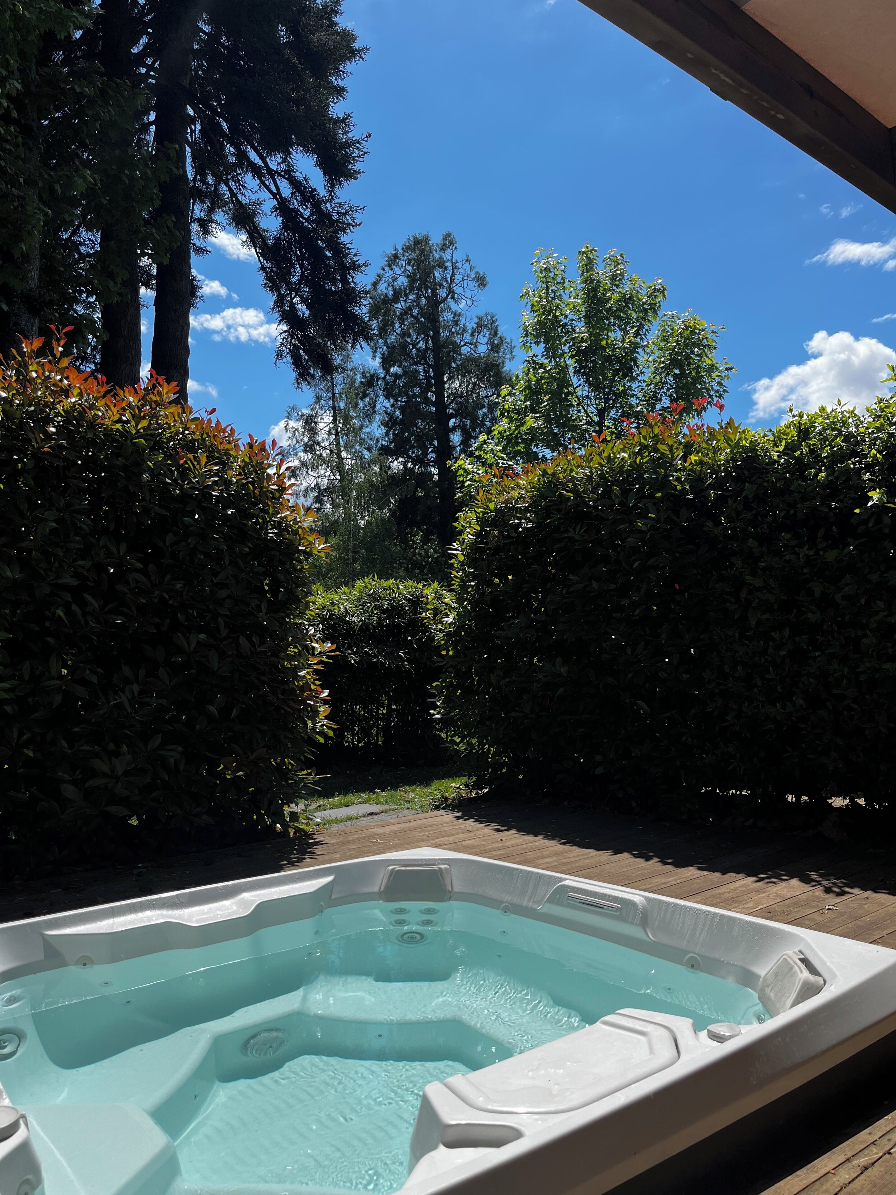 Bain à remous extérieur
