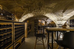 Winery - Hotel du Palais (Dijon)