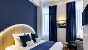 Chambre Pinot Noir | 객실 내 금고, 책상, 암막 커튼, 방음 설비