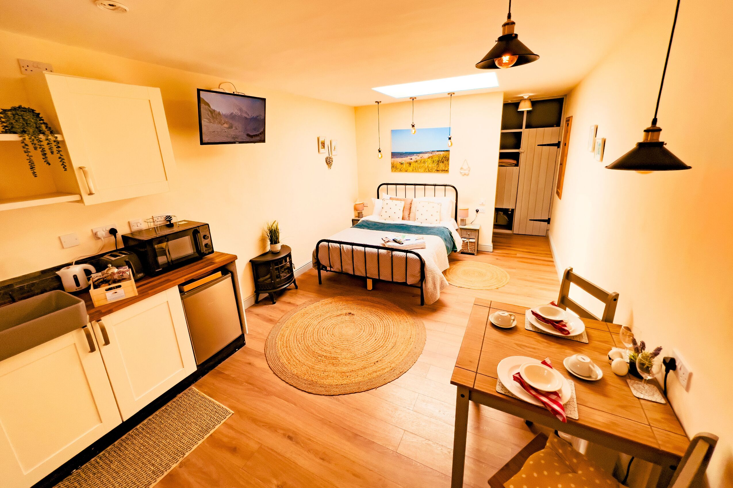 1 bedroom, free WiFi, bed sheets