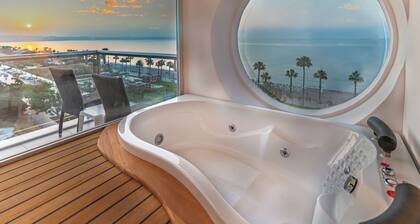 Pearly Hotel