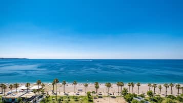 Vue depuis lâhĂ©bergement