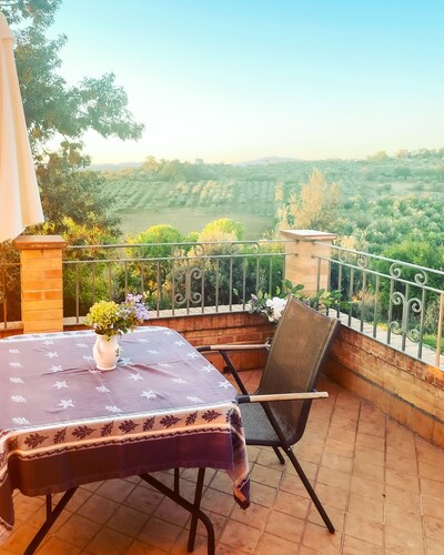 1-bed Apartment Abruzzo, Italy 15 Minutes to sea