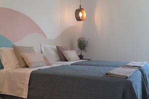 3 chambres, bureau, fer et planche à repasser, Wi-Fi gratuit