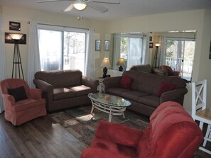 Living area - 507m 1 Bedroom Condo by RedAwning (Calabash)