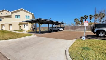 Condo, 3 Bedrooms | Exterior