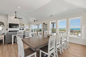 Dining - Ballahack Cottage: Oceanfront w/ Heated Pool & Hot Tub, YMCA access (Nags Head)