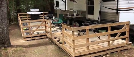 Enceinte de lâhĂ©bergement