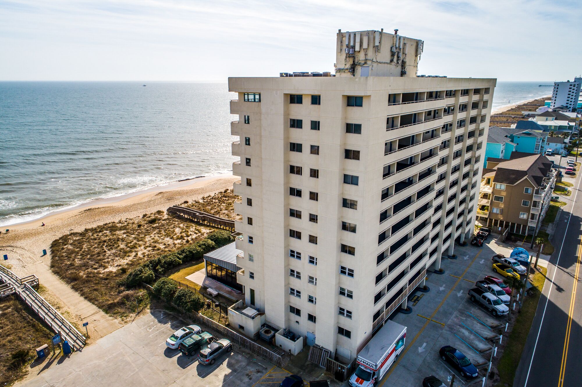 Pelican Watch 307: 3BR, 2BA, Sleeps 8 - oceanfront condo with pool!
