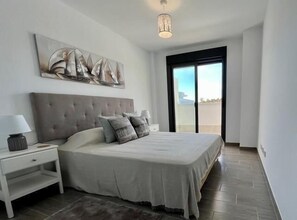 2 soverom, wi-fi og sengetøy