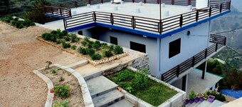 Green Zone Homestay | Be where the good life is, a 4-bed private villa