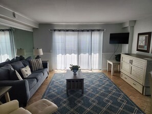 Smart-TV, Tischtennisplatte