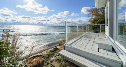 Stunning House on the Water's Edge