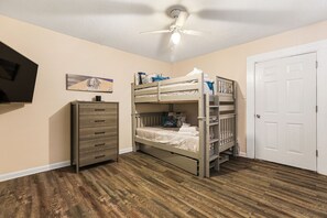 2 Schlafzimmer, Bügeleisen/Bügelbrett, kostenloses WLAN, Bettwäsche