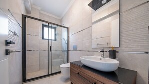 Bathroom - Mediterranean Breeze Villa - Family-Friendly Luxury Villa - Fethiye (Fethiye)