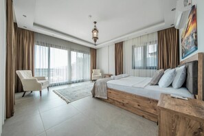 3 habitaciones, tabla de planchar con plancha y wifi gratis 